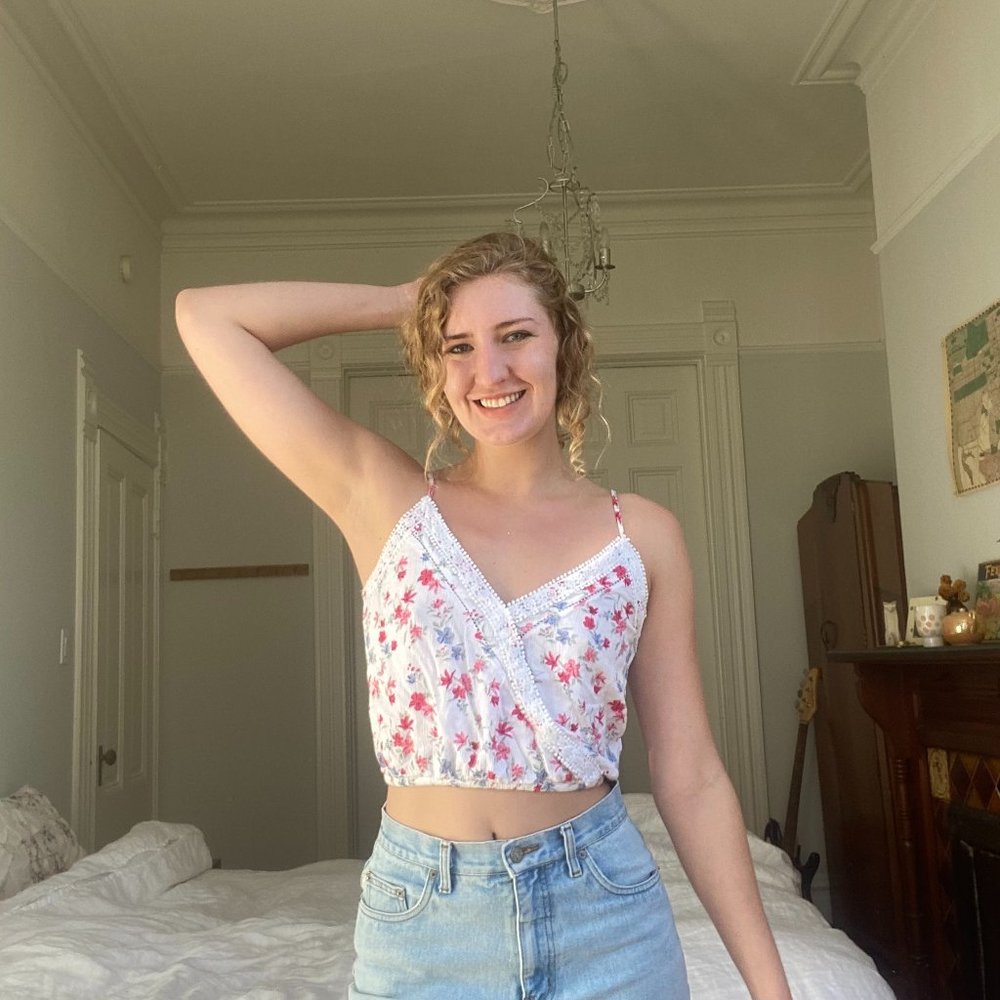 White Floral Cropped Lacey Tank Top Size 6